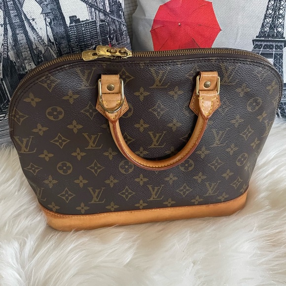 Louis vuitton Alma 💯 Authentic - Picture 1 of 8